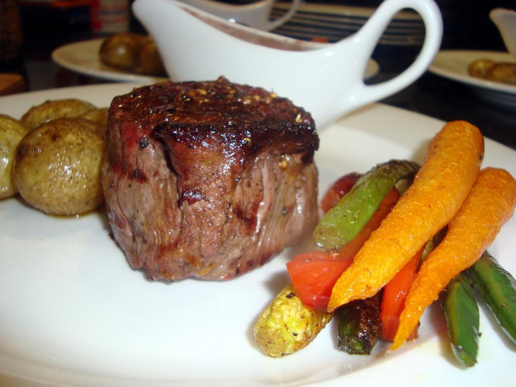 44 On Ennis Guest Lodge And Restaurant - No Load Sheddding Ermelo Ngoại thất bức ảnh